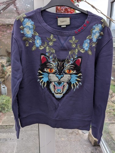 Authentic stunning gucci - authentic,