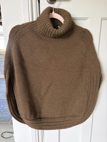 Gucci poncho roll neck - gucci,